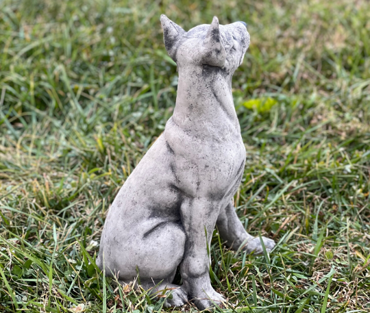 Doberman Pinscher dog statue