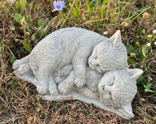 Stone cats statue Sleeping cat figurine