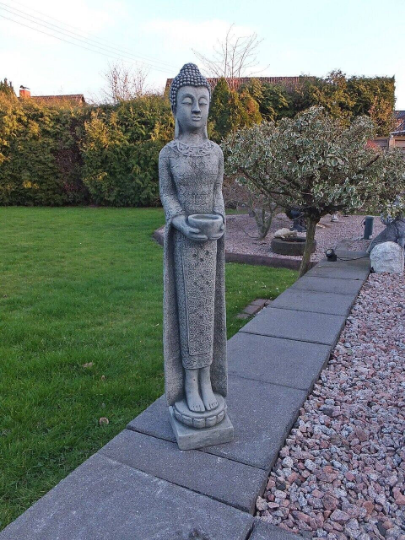 Massive Buddha statue