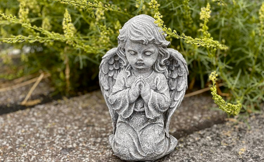 Praying Angel Statue