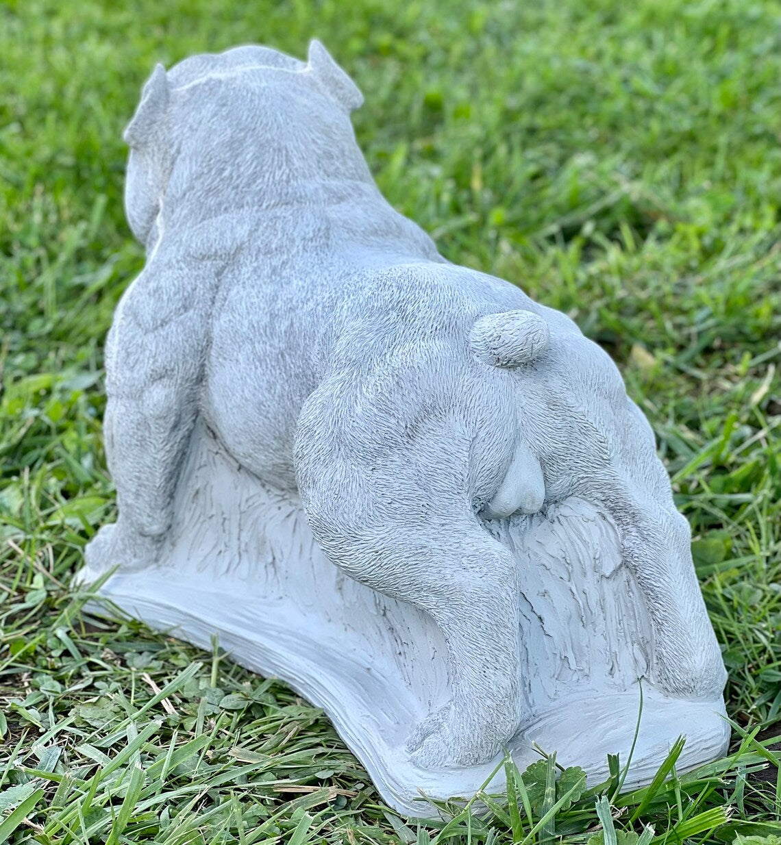 American pit bull terrier statue Concrete pitbull figurine Pit bull stone memorial