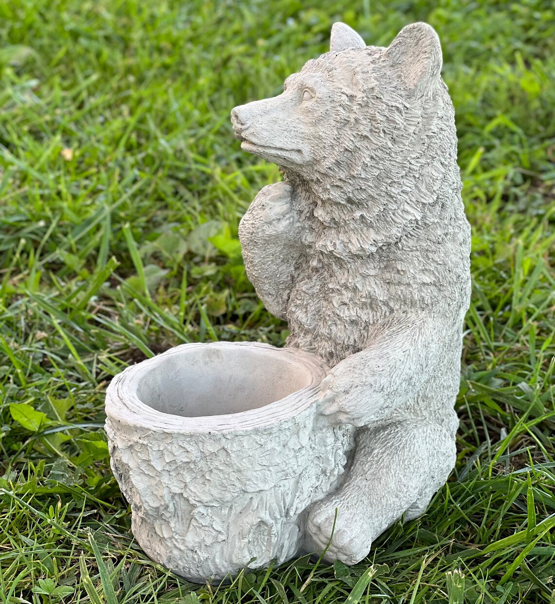 Bear pot statue