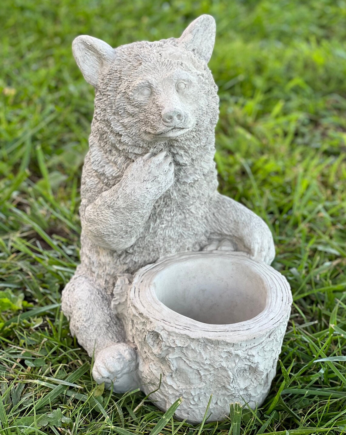 Bear pot statue