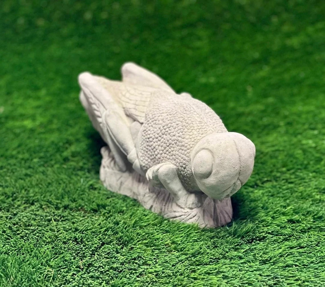 Grasshopper statue