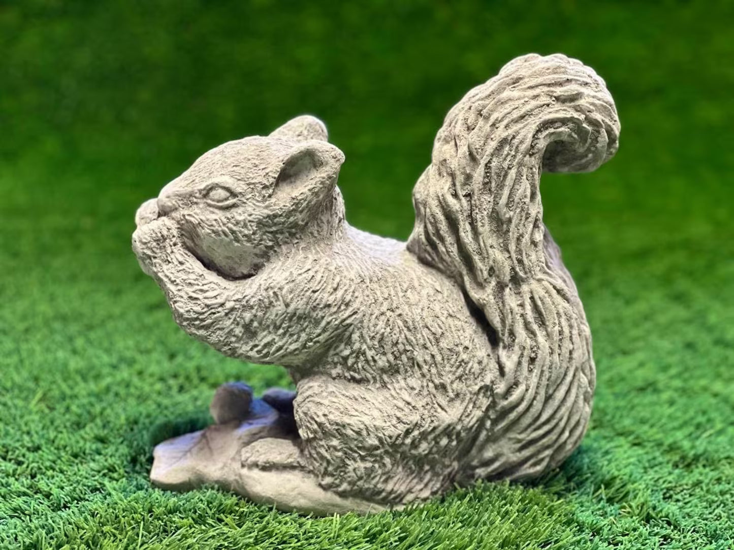 Squirrel figure