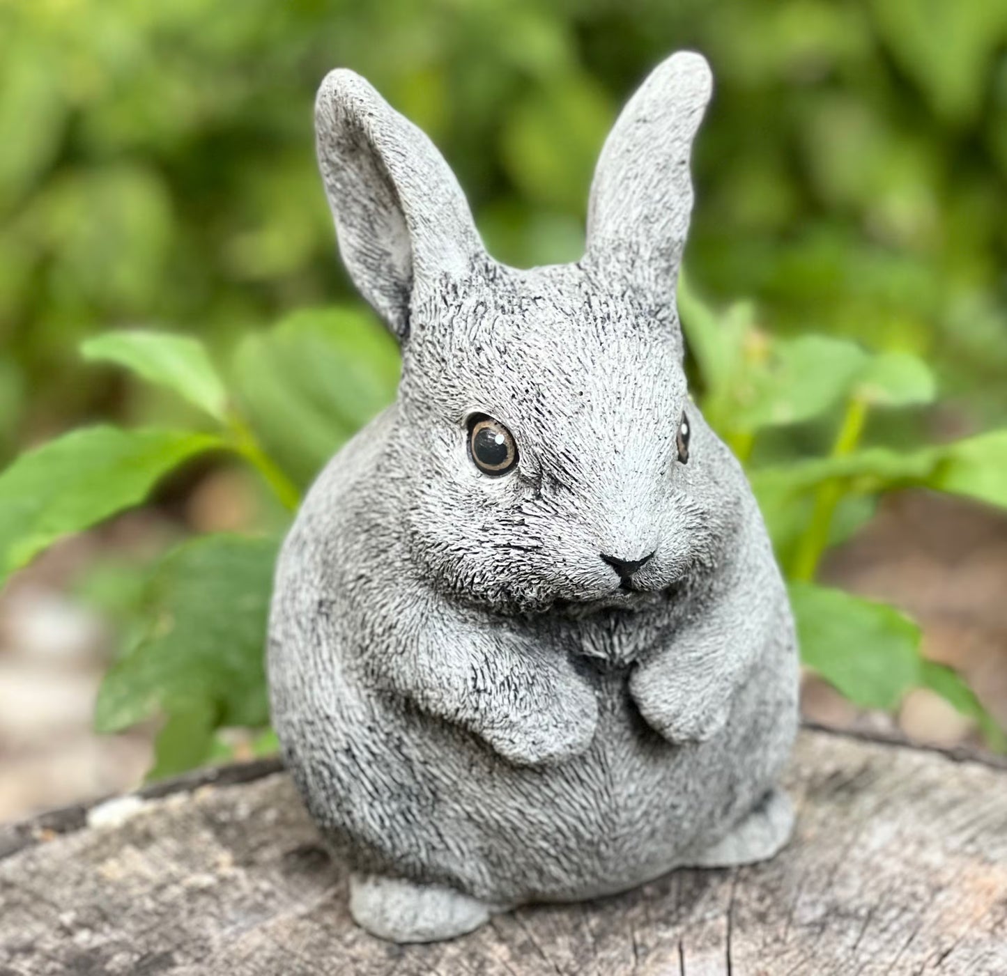 Rabbit garden statue