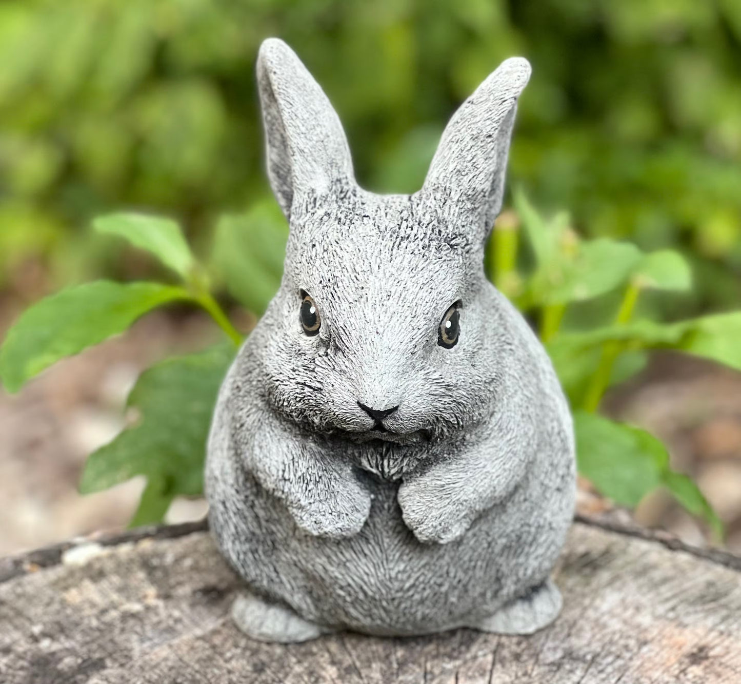 Rabbit garden statue