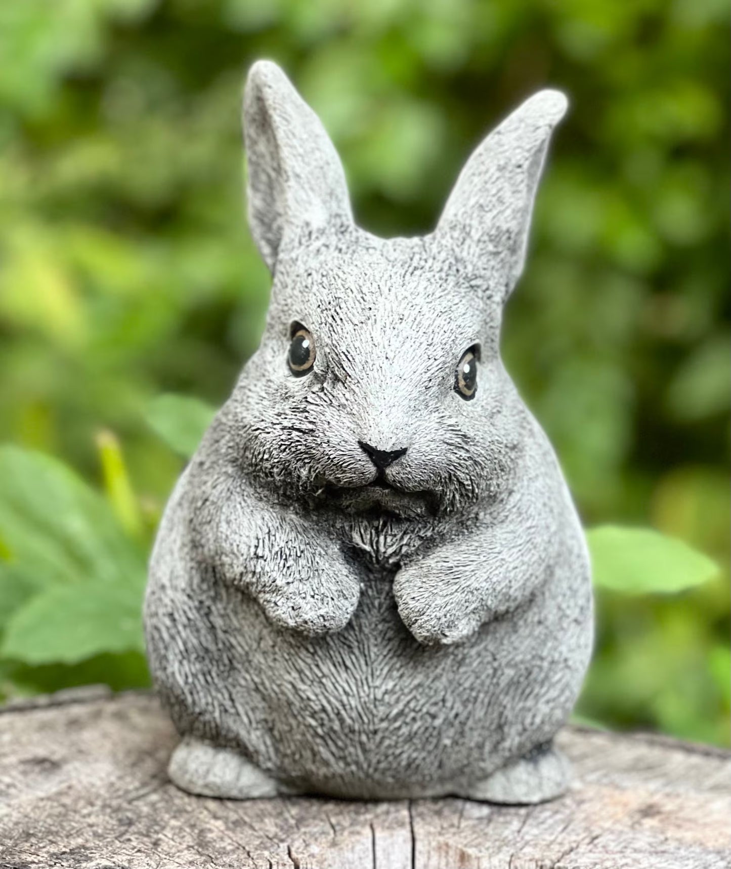Rabbit garden statue