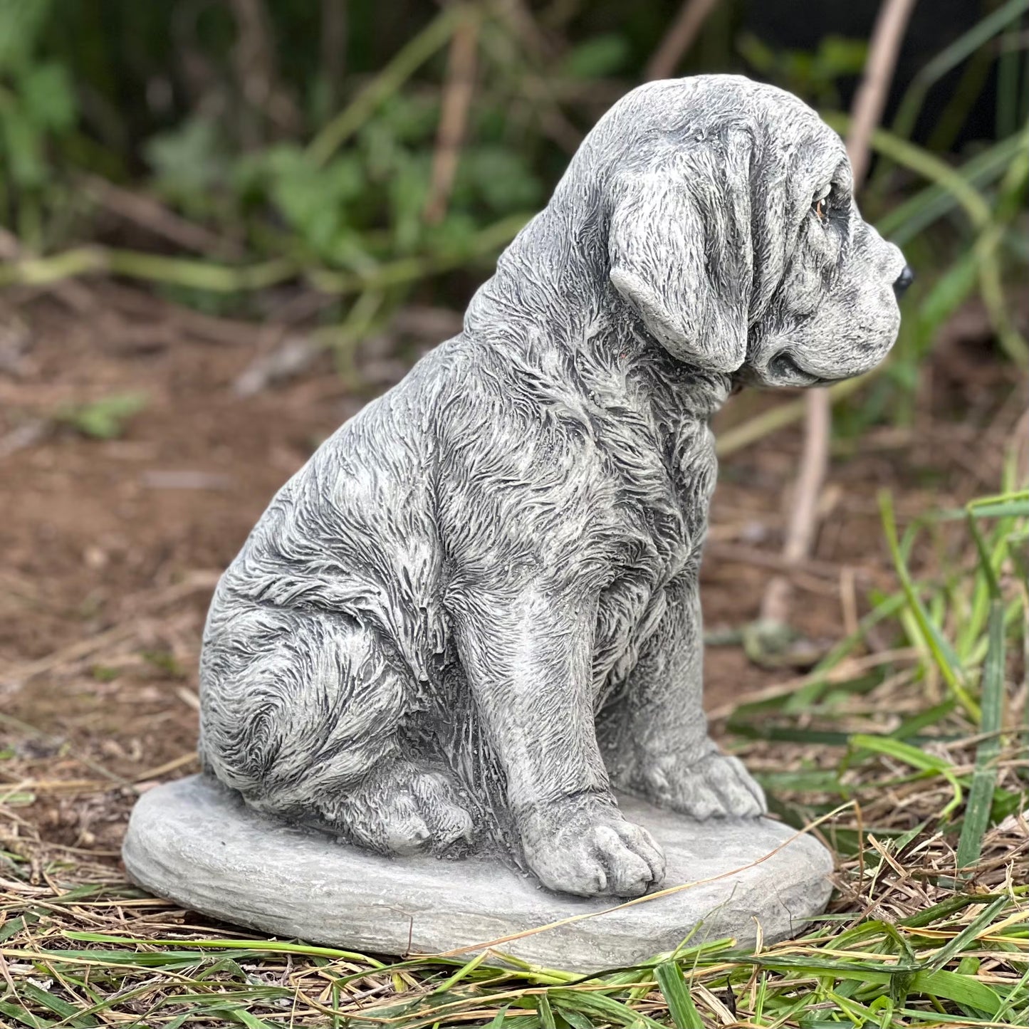 Labrador Dog figure