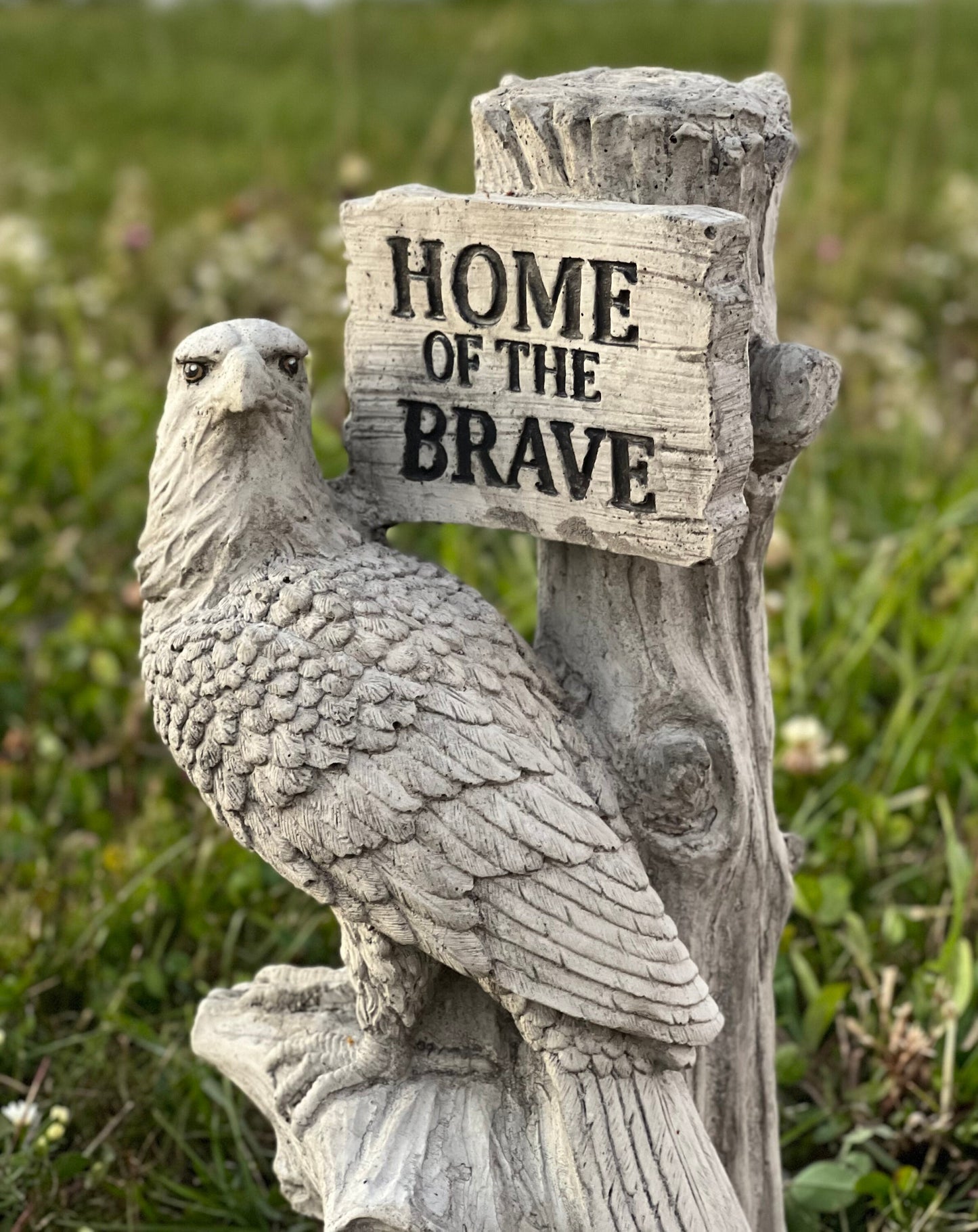 American eagle statue