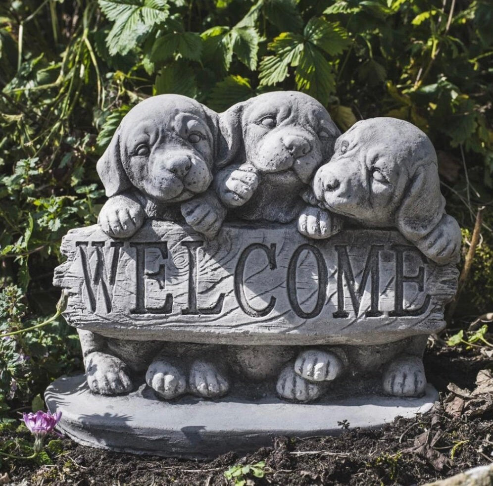 Dogs Garden statue