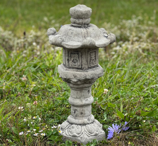 Oriental lantern statue