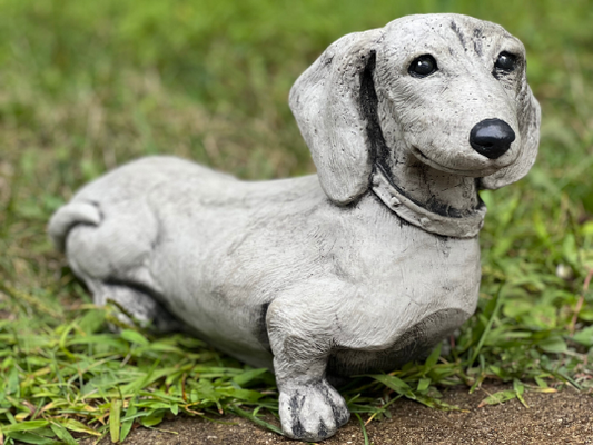 Dachshund dog statue memorial