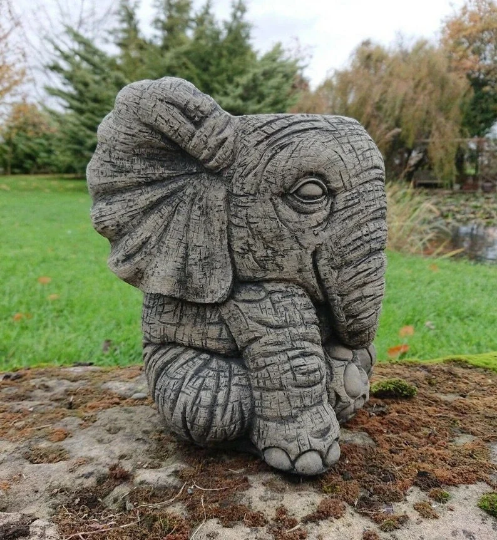 Elephant planter statue