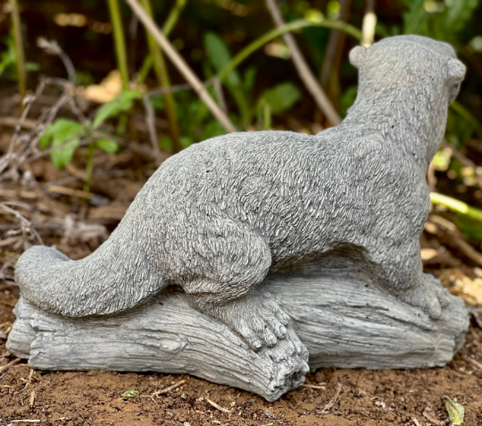 Otter concrete figurine