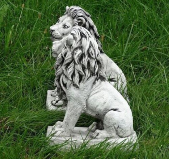 Concrete Lions Pair Figures