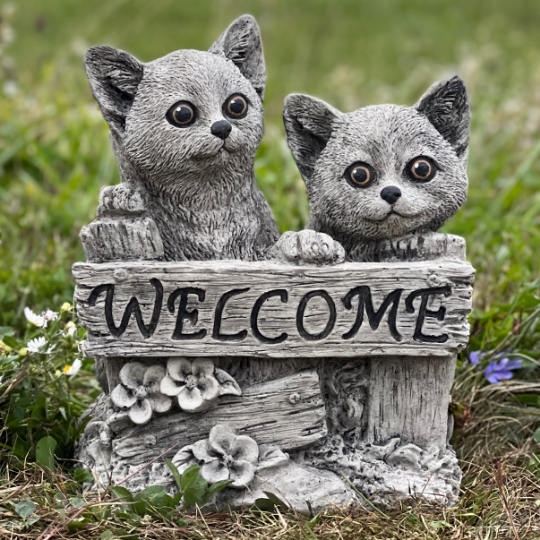 Two Cats Welcome Statue