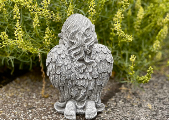 Praying Angel Statue