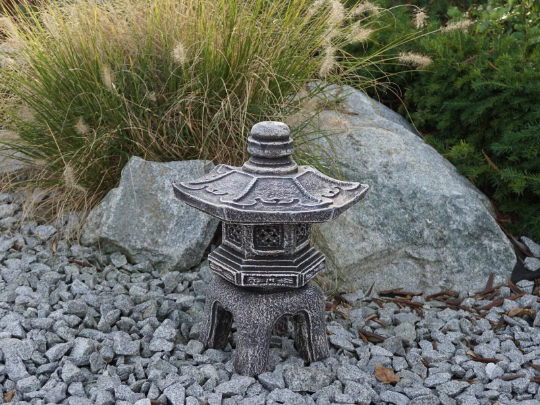 Painted Pagoda Lantern outdoor statue