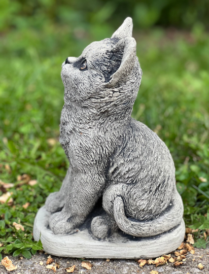 Concrete sitting cat statue