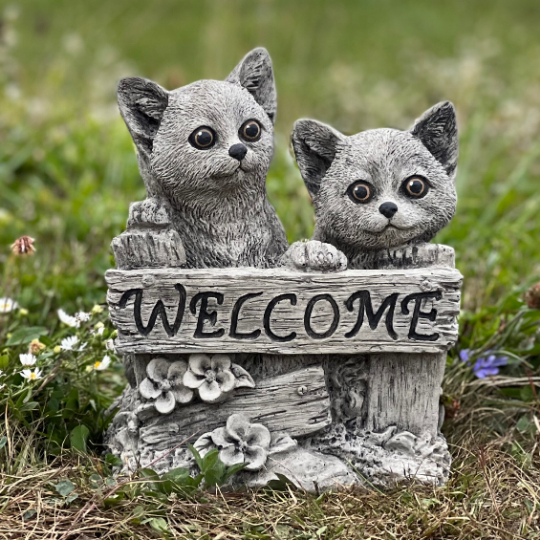 Two Cats Welcome Statue