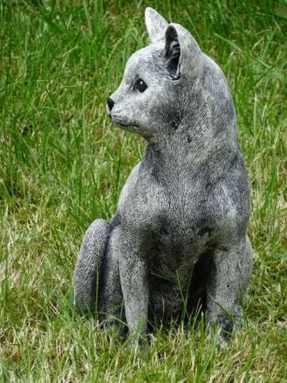 Massive Siamese cat statue