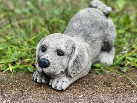 Concrete Cocker spaniel dog statue