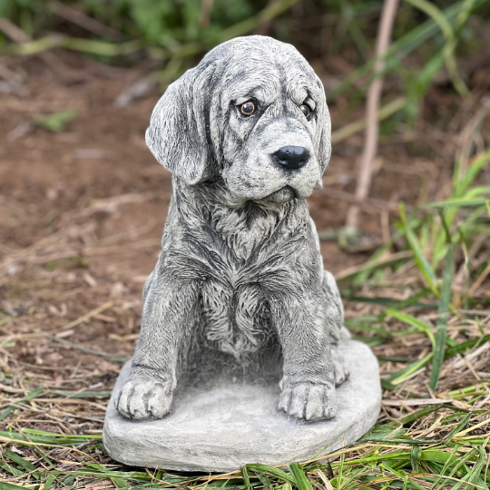 Concrete labrador retriever statue