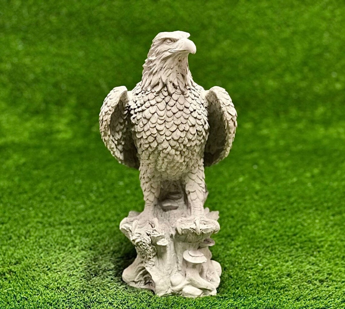 Eagle sitting on stump figure