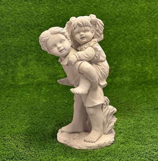 Kids piggy back statue