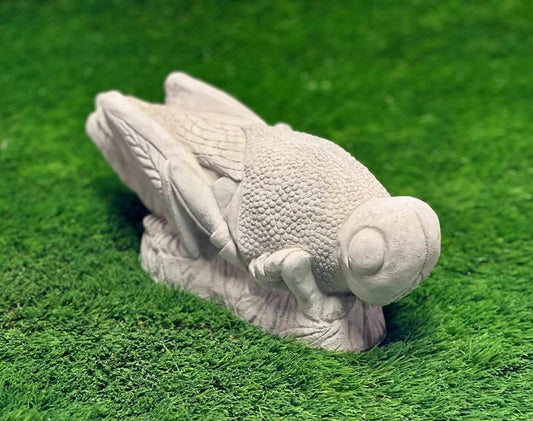 Grasshopper statue