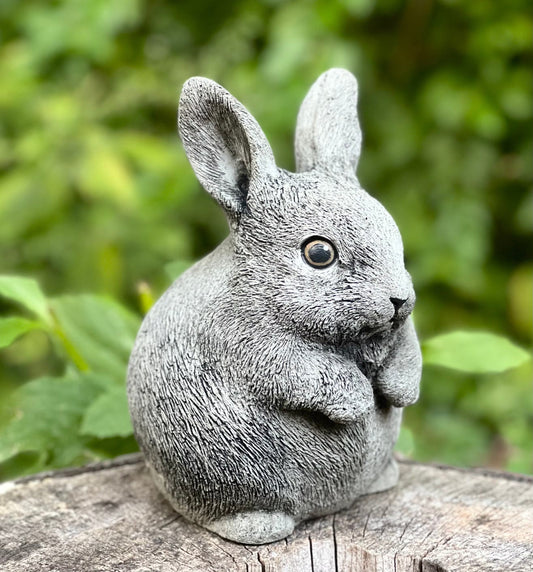 Rabbit garden statue
