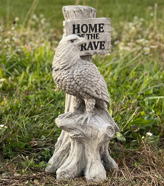 American eagle statue